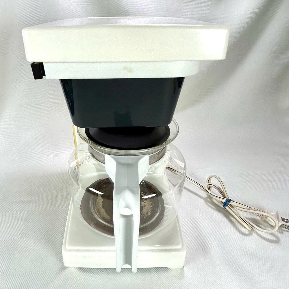 Vintage Mr Coffee 12 Cup Coffee Maker SRX-20 Red LED Digital Display 1990s